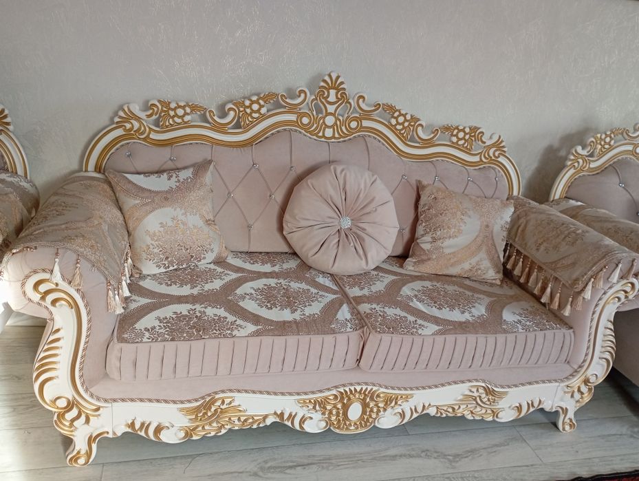 Продам Диван новый