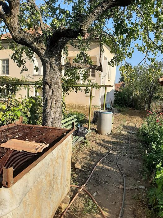 Продава се Къща в Враца, Център - 150 кв.м за 68 €/кв.м - Снимка #1