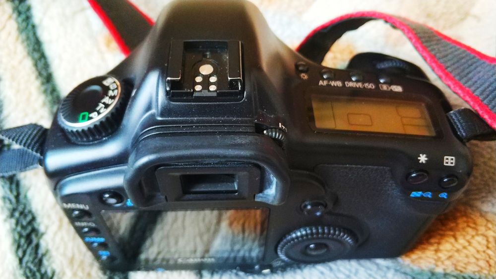 Canon EOS 5D mark I (первая серия)