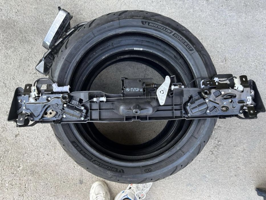 BMW i3 заключващ механизъм за багажник