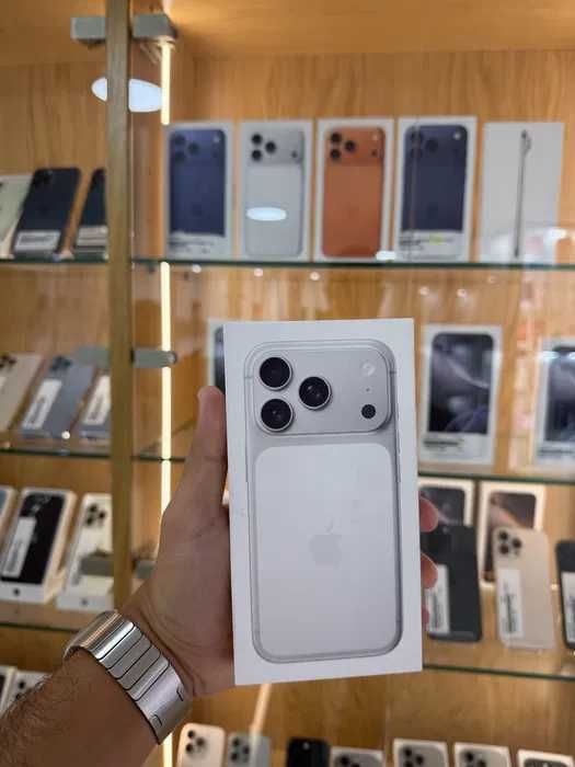 Apple iPhone 17 PRO - Silver 256 GB