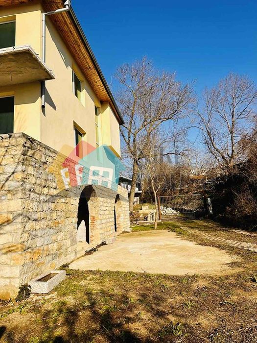 Продава се Къща в с. Шкорпиловци, Област Варна - 380 кв.м за 311 €/кв.м - Снимка #2