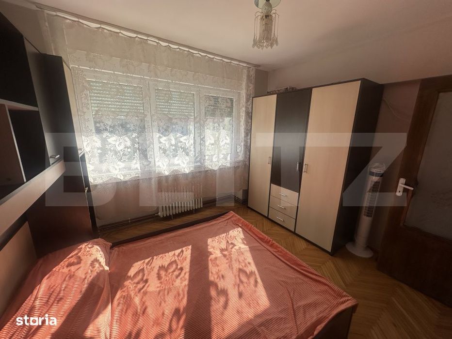 Apartament 3 camere, 70 mp, Micro 16