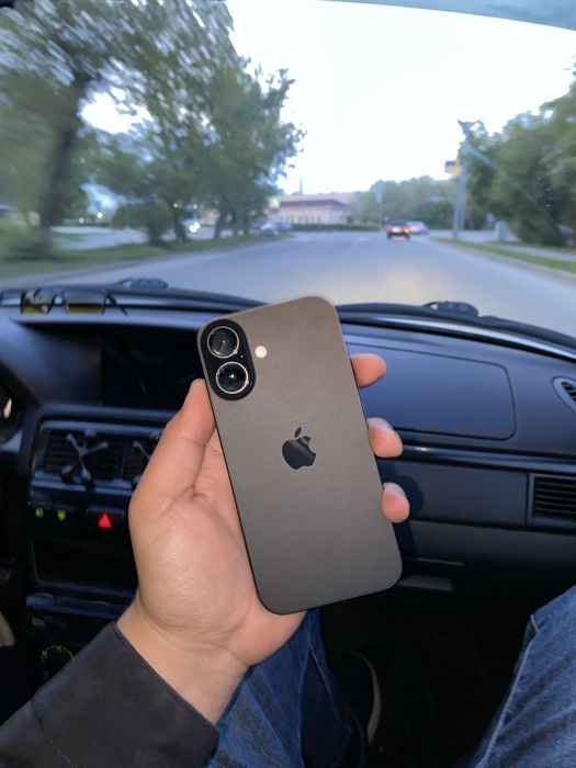 Iphone 16 продаем