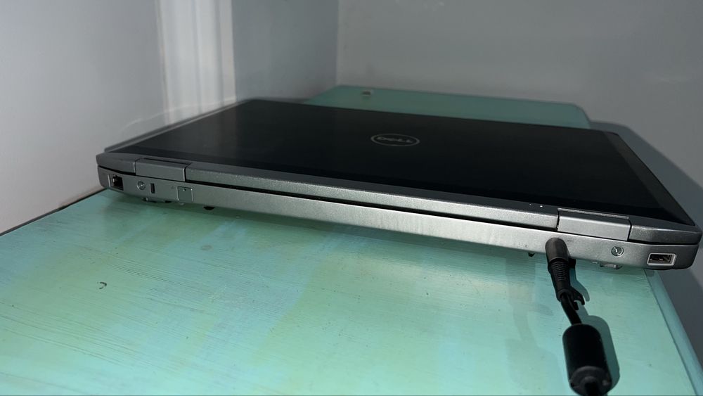 Лаптоп делл Е6520