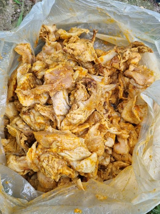 Продавам пилешко месо за домашни любимци