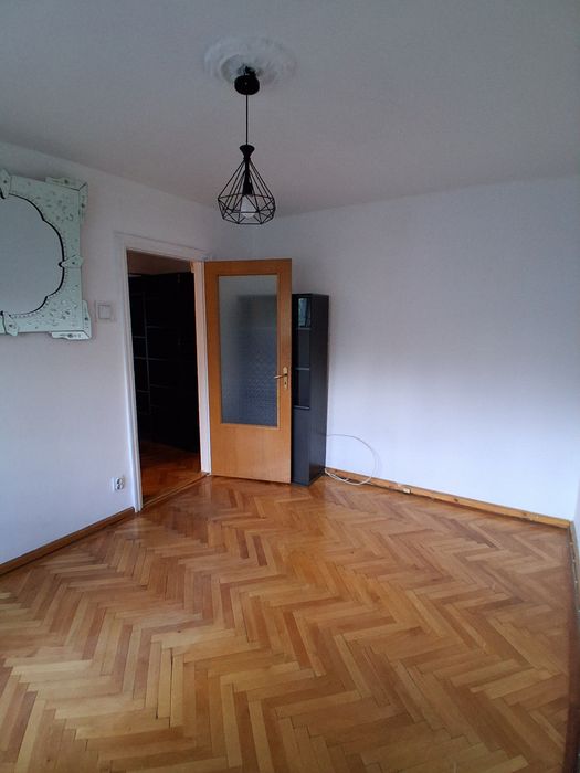 Proprietar | 3 camere decomandat 80 mp | 2 min Metrou Piața Iancului | Termen lung
