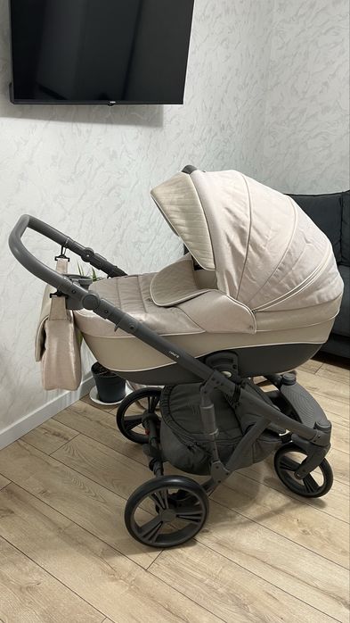 Продам коляску Adamex Encore