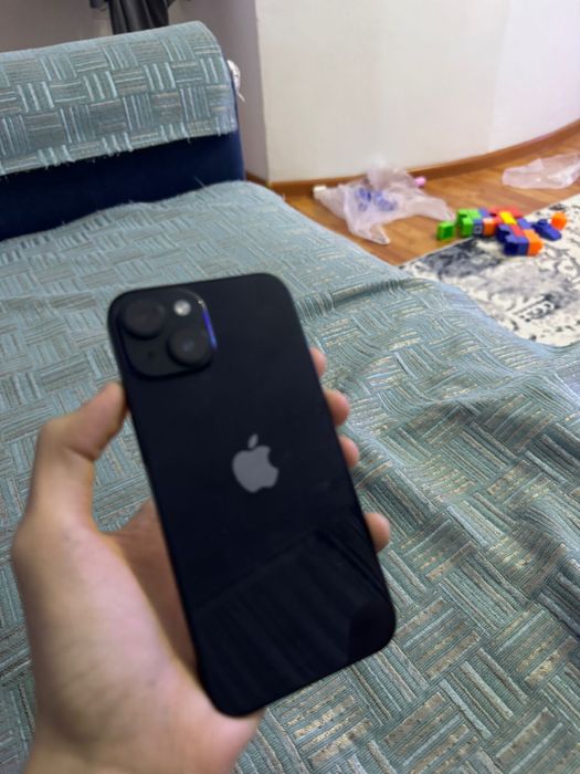 Продам Iphone 14