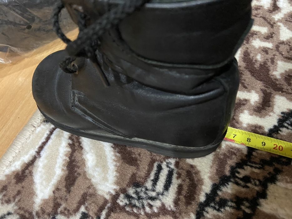 Продам обувь кожанный ортопед