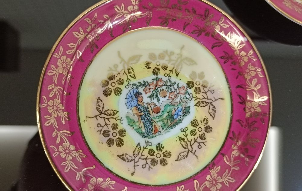 Кофейный сервиз золотая Мадона  ГДР 1976 год