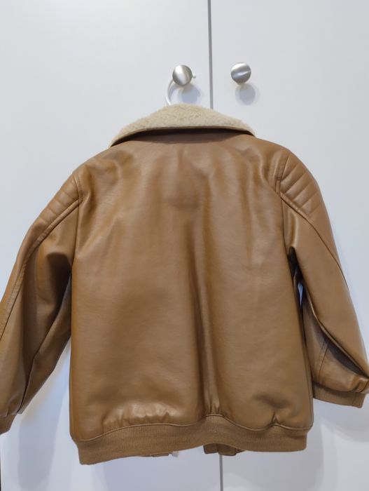 Куртка 2000 тенге