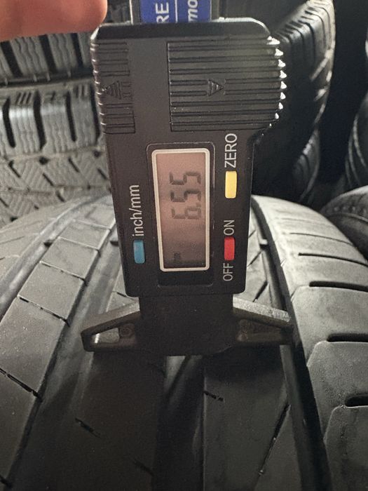 2 броя летни гуми 215/60/16 Pirelli