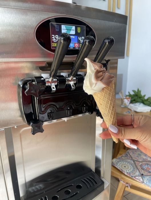 Masina Inghetata Stradala compresor Panasonic 28L/H 2700W