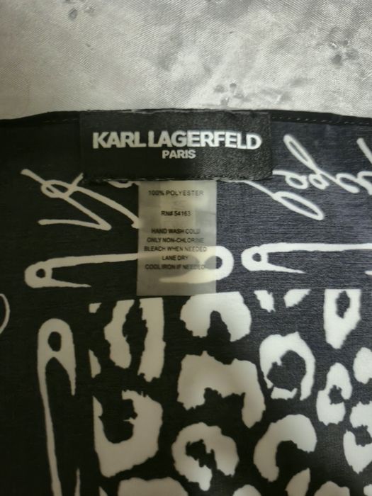 Черно-бял елегантен шал Karl Lagerfeld