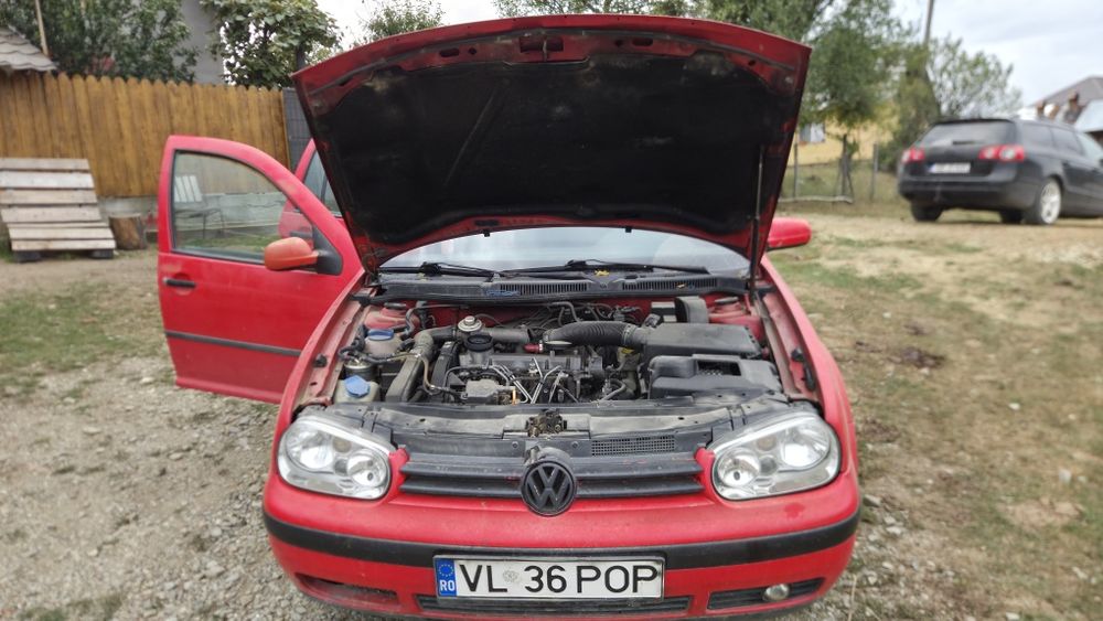 Vand/schimb/dezmembrez golf 4