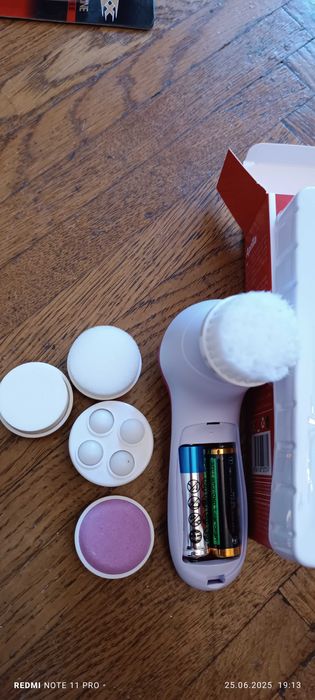 Aparat masaj facial femei