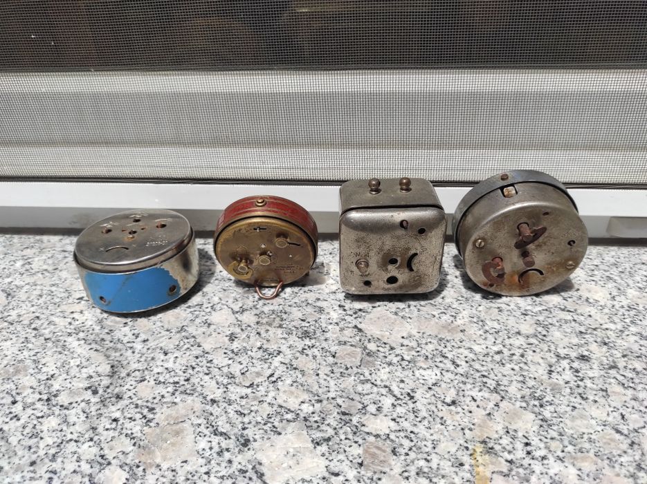Стари Механични Часовници