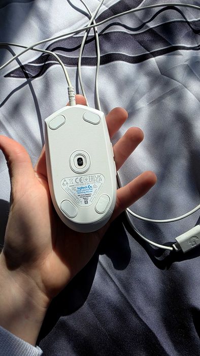 Мишка Logitech 102