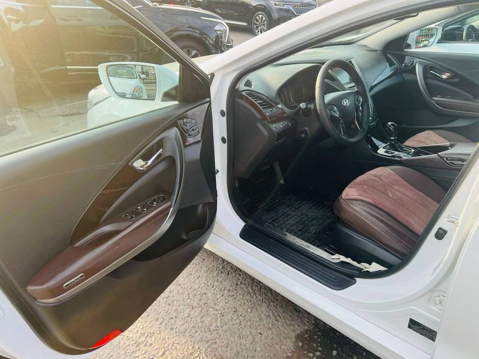 Hyundai AZERA 3 lik mator biznes klass