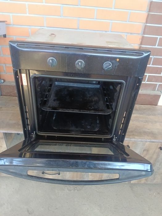 Встраиваемая духовка