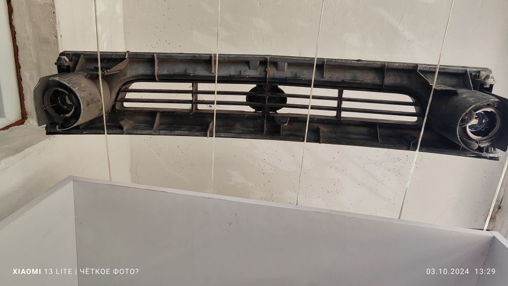 Решётка радиатора Тайота Эмина Эстима с ПТФ