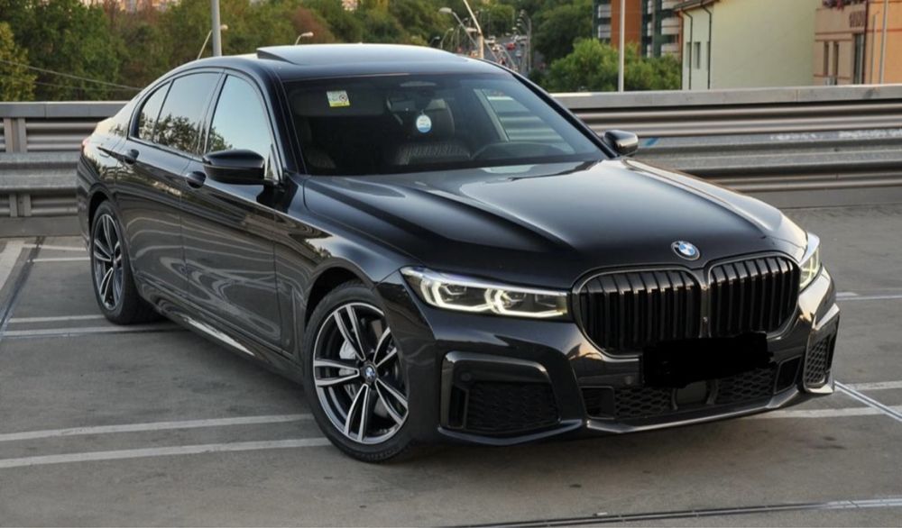 Închirieri Auto Premium / Rent a Car de Lux /BMW/PORSCHE/RANGE ROVER/GLE