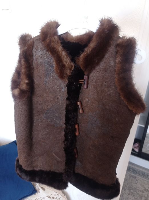 Продам жилет детский