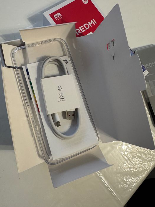 Telefon nou Xiaomi Redmi 15C 256GB ROM 8gb RAM încărcare rapida.