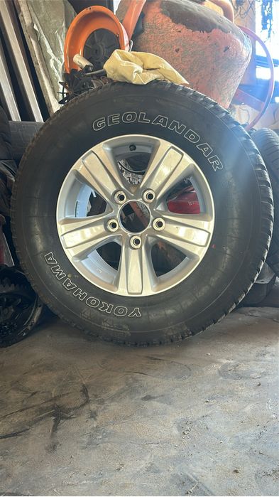 Запасное колесо от TOYOTA PRADO-HILUX