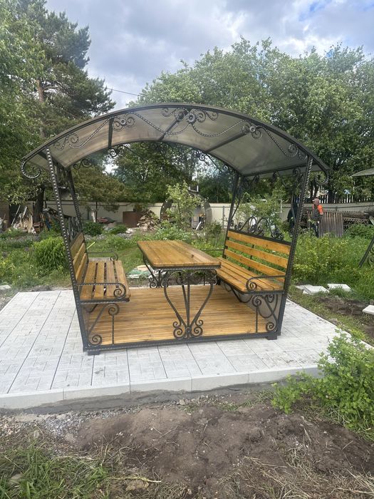 Беседка Кованая