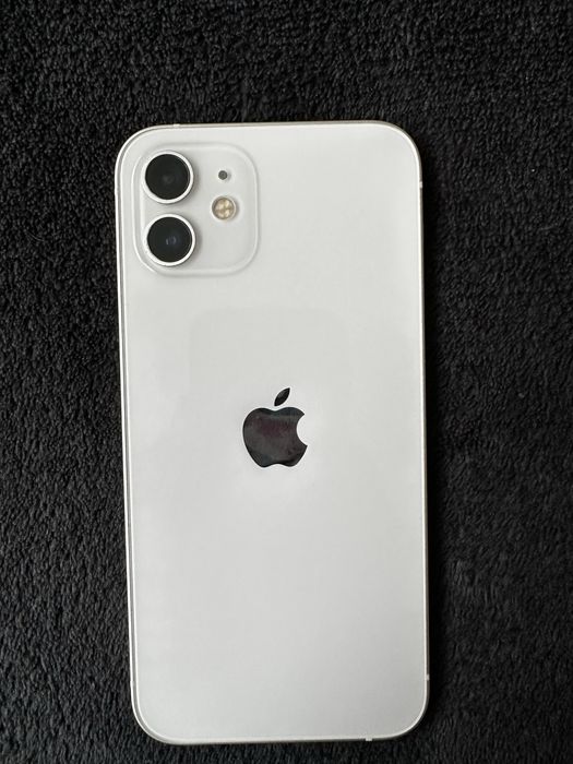 Vând Iphone 12 alb