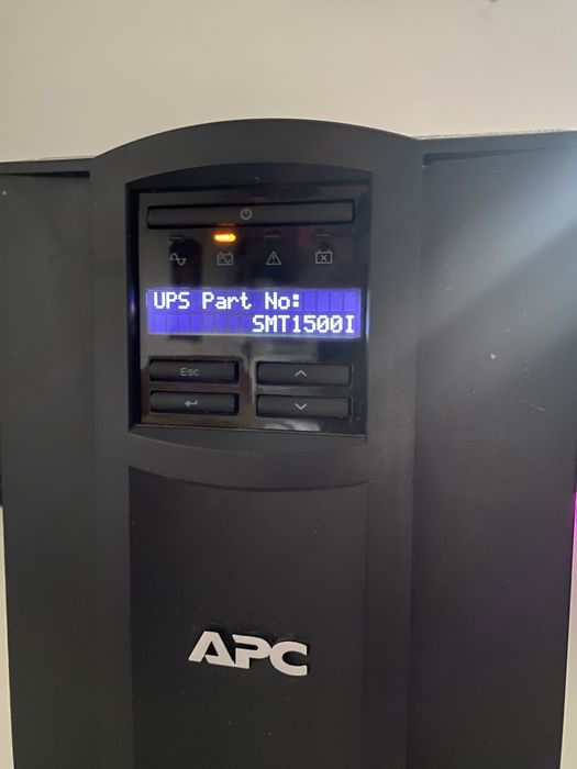 APC Smart-UPS 1500