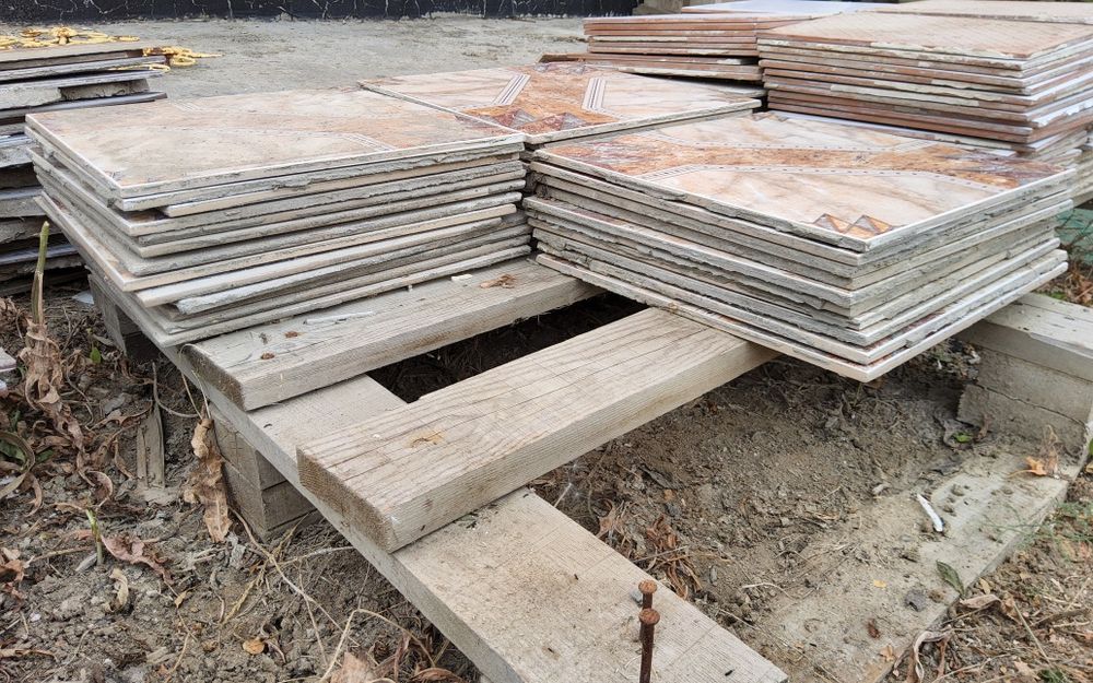 Продается кафель 0.33/.033 29шт