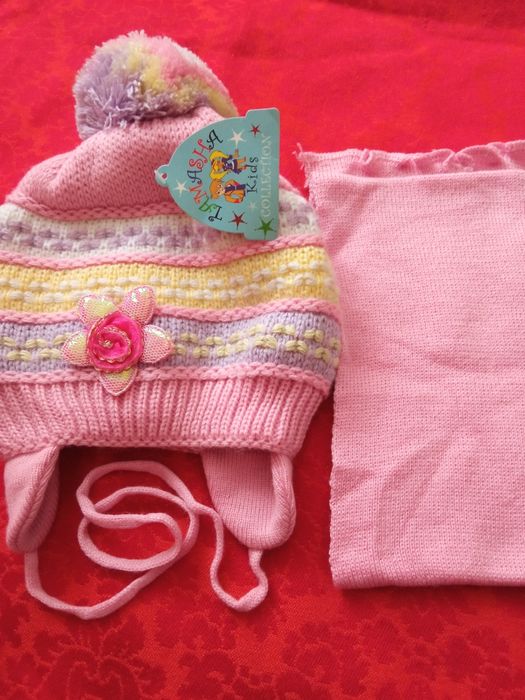 Продам новые детские шапочки для девочек