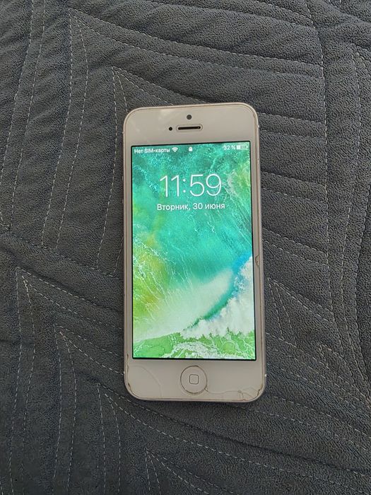 Айфон 5s обмен продам