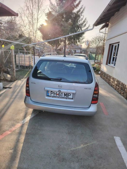 Opel Astra Caravan