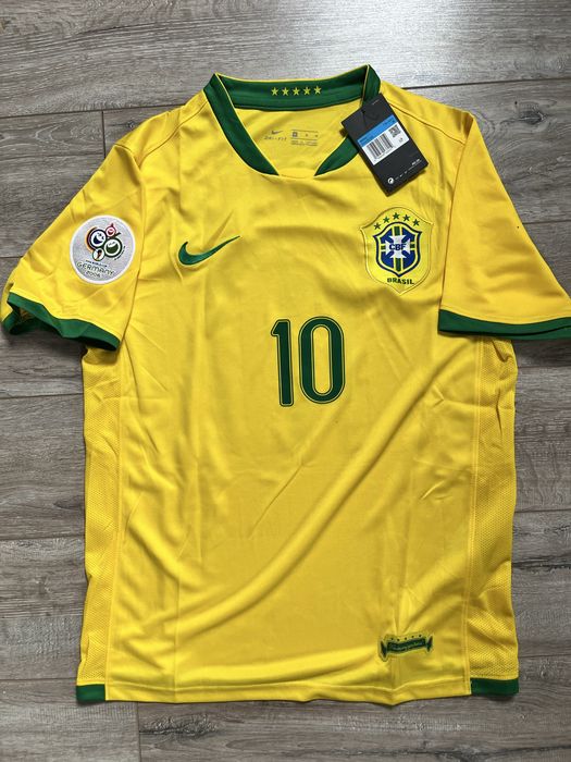 Tricou de fotbal nike Brazilia Brasil Cu Ronaldinho 10 2006 marime M