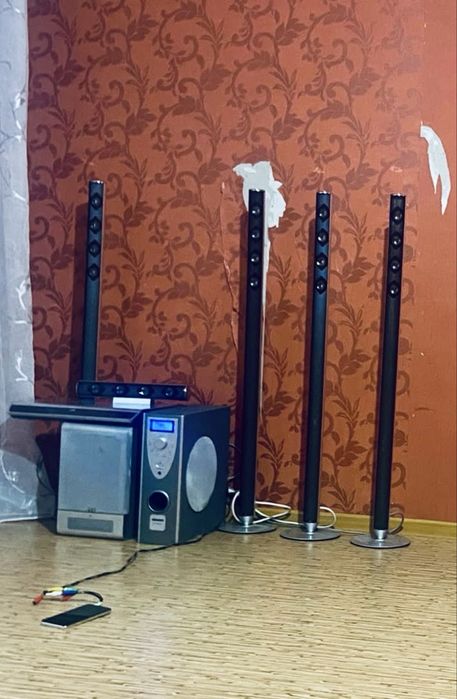 Продам комплект домашний кинотеатр