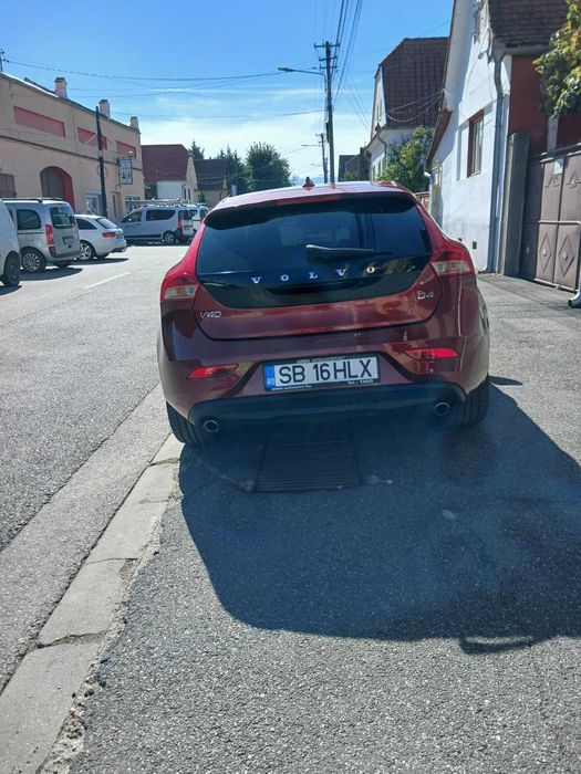VOLVO V40 2015 — imagine 11