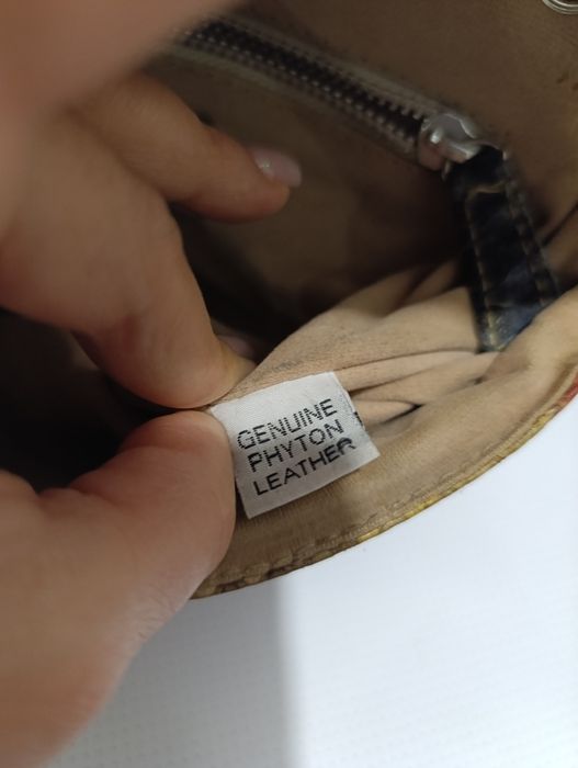 Сумка из кожи питона. Индонезия.