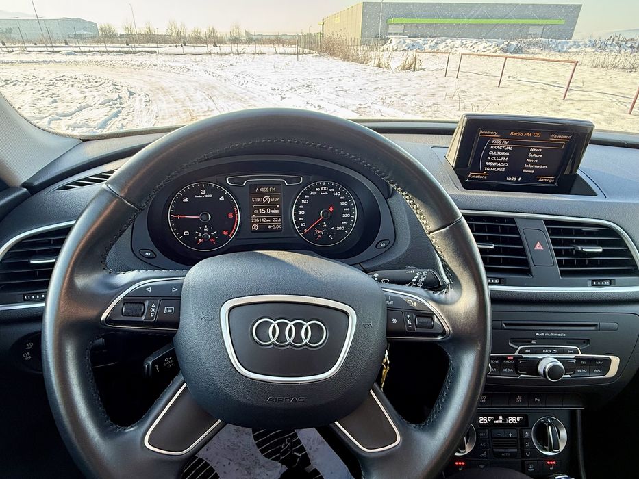 Audi Q3 quattro(4x4)2.0tdi 140cp automat DSG