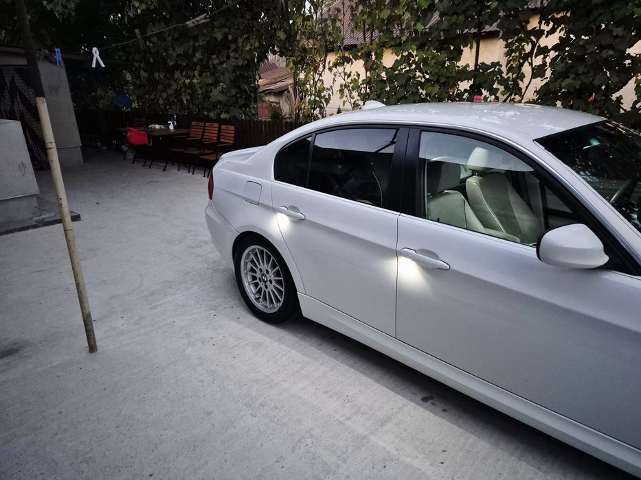 BMW e90 facelift