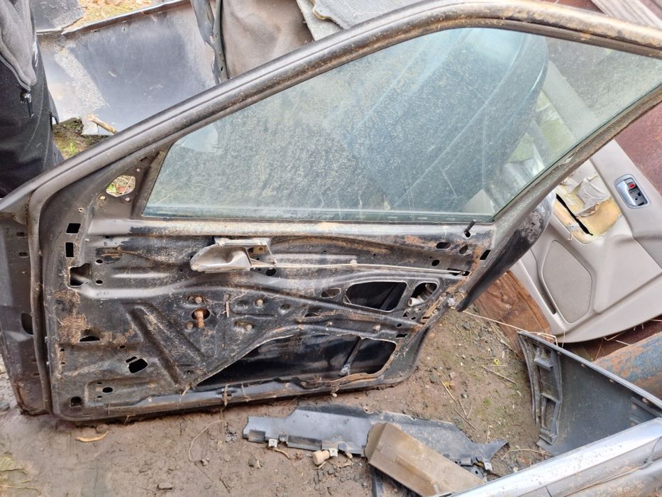 Дверь от мерседес w124