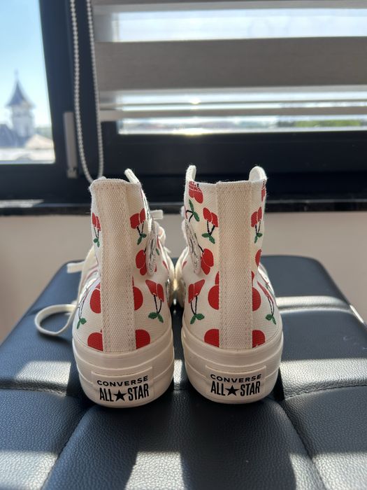 Converse cherry platform 36