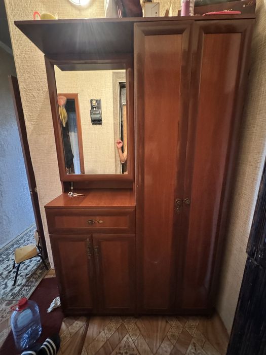 Шкаф для прихожей