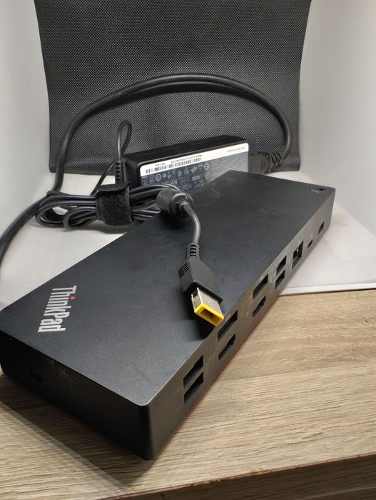 Doking station lenovo thinkpad hybrid usb-c cu usb-a
