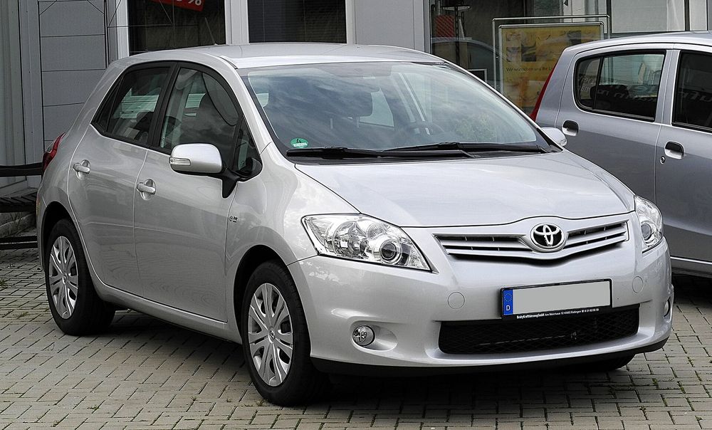 Toyota Auris (E15), 2010-2013 PIESE AUTO