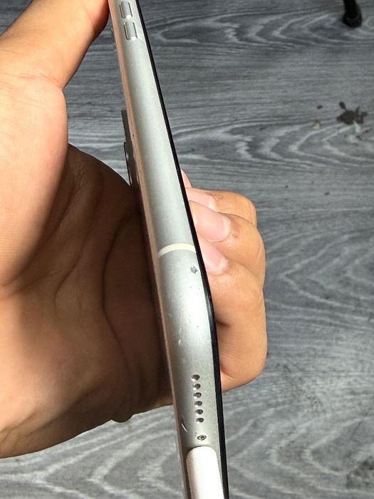iPhone 11 64gb srochna