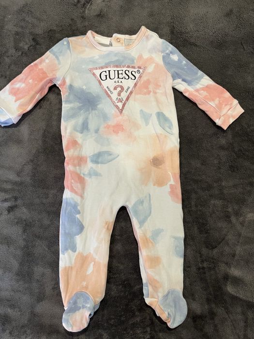 Бебешки ританки Guess 3/6м